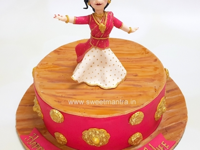 Indian classical dance Kathak theme cake in Pune