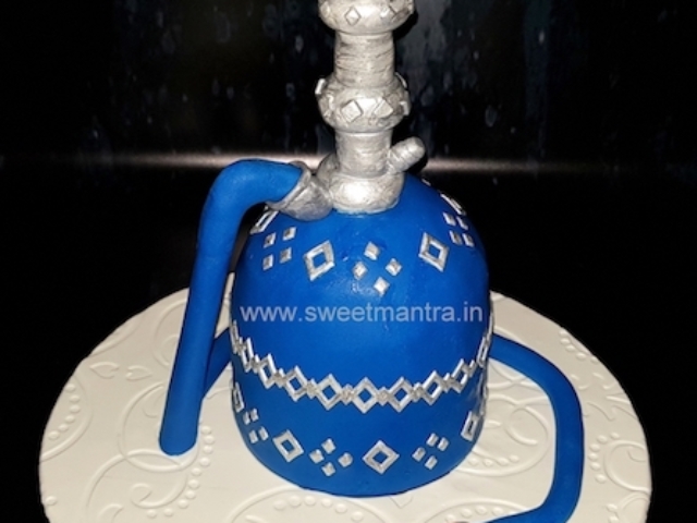 Hookah shaped customized 3D fondant cake for friend's birthday in Pune