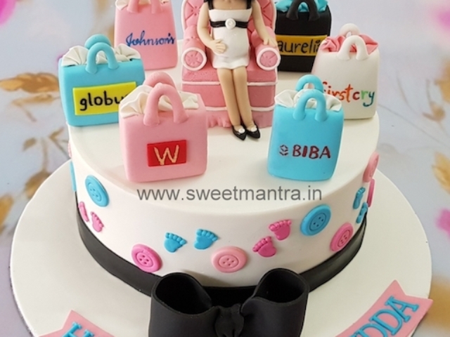 Shopping theme customised birthday cake for Mom to be