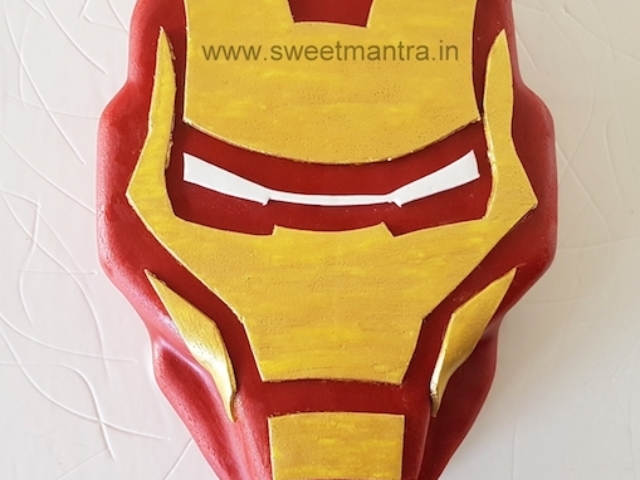Avengers superhero Iron man face shaped 3D cake in Pune