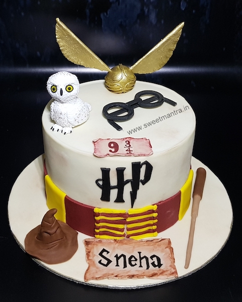Harry Potter theme customised fondant cake in Pune