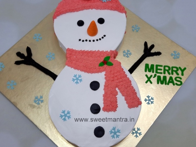 Snowman shape cake for Christmas celebrations in Pune