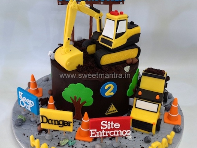 Construction theme cake with JCB
