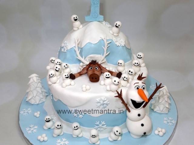 Olaf theme cake for 1st birthday in Pune