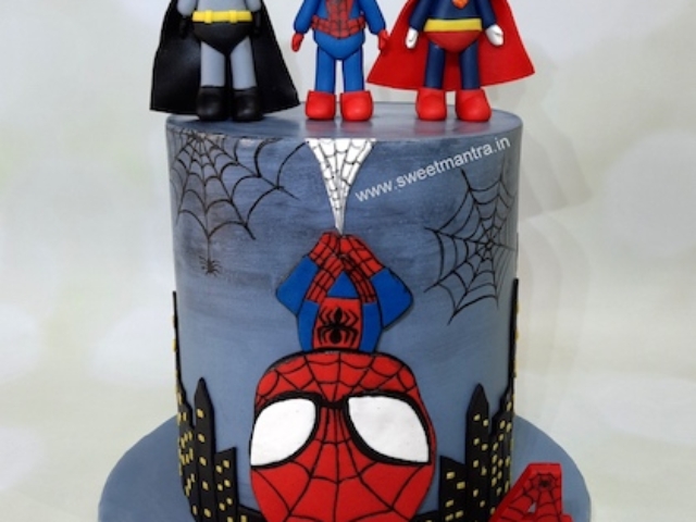 Superheroes theme fondant cake for kids birthday
