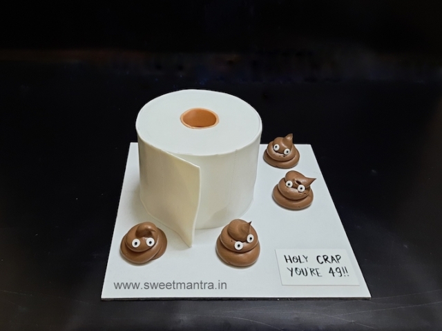Toilet paper roll cake
