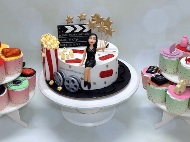 Movies and food theme dessert table