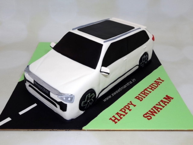 BYD Atto 3 car shape cake