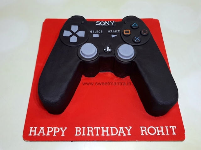 Gaming theme cake with PS4
