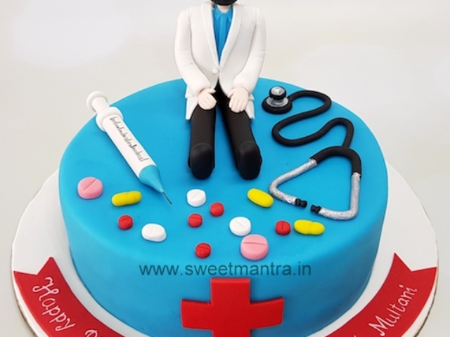 Doctor theme cake
