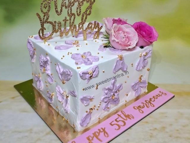 Square cake with flowers