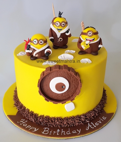 Minion theme cake