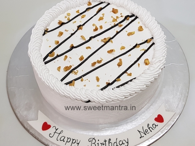 Banana Walnut fresh cream cake in Pune