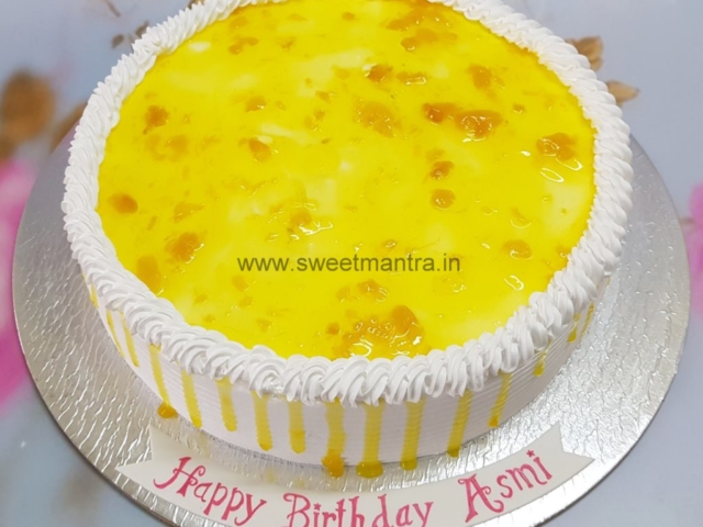 Pineapple fresh cream cake in Pune