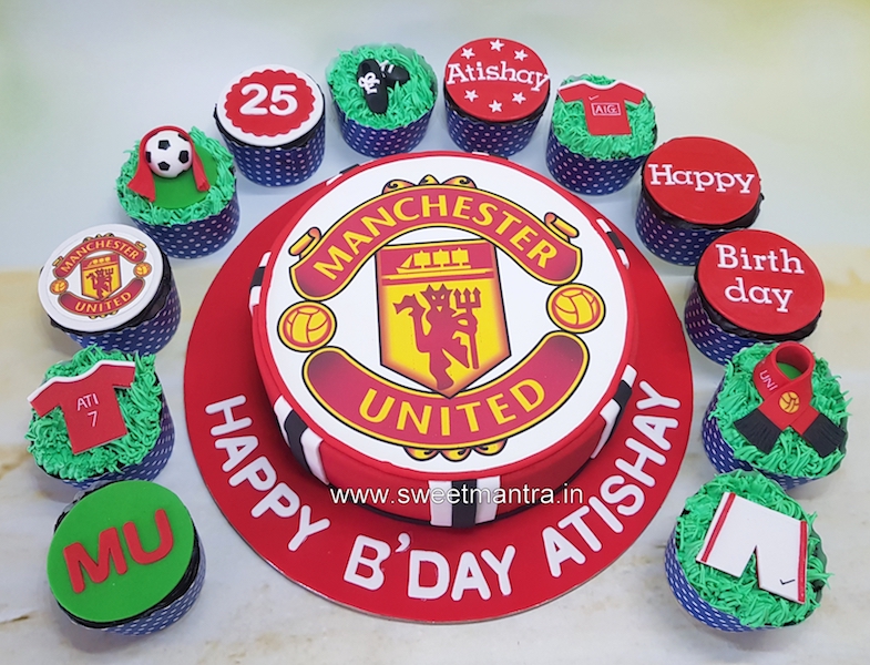 Manchester United cake