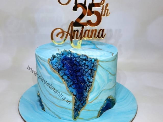 Cake design for girlfriend
