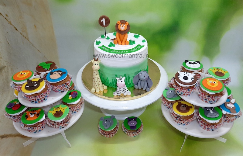 Animals theme sugar table