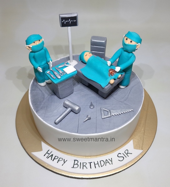 Surgery theme cake