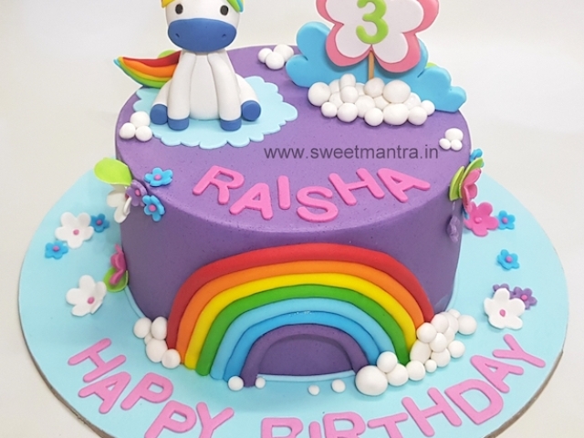 Unicorn rainbow cake