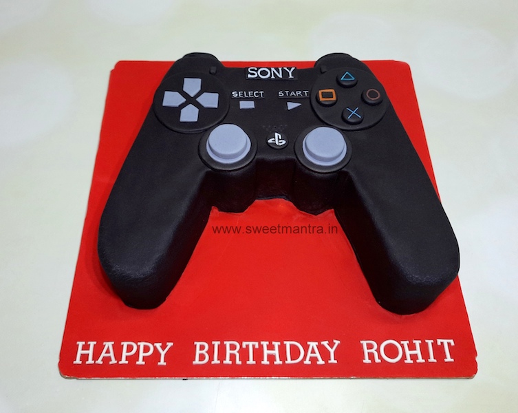 Gaming theme cake with PS4