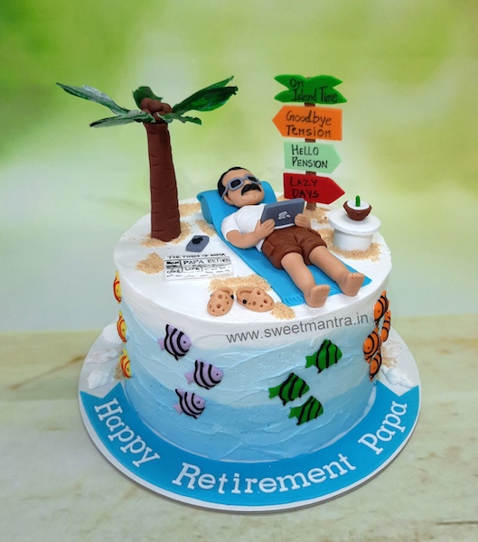 Retirement theme cake
