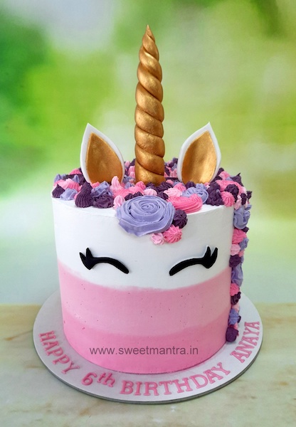 Unicorn theme cake in cream