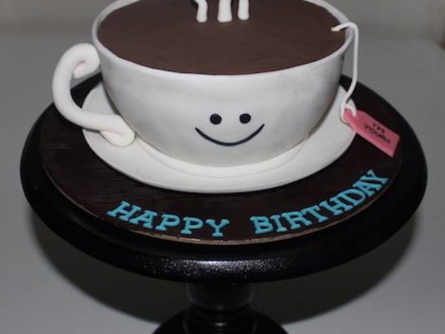 Chai cup on cake