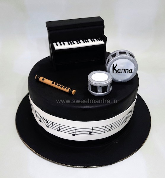 Musician cake