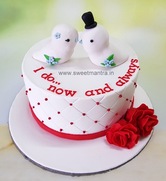 Anniversary design cake