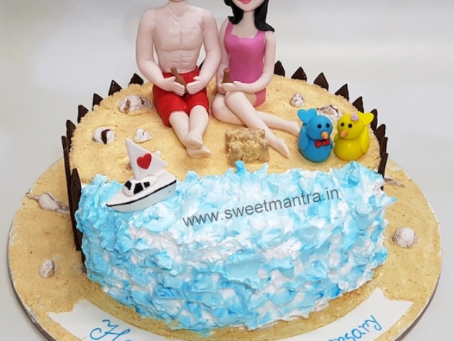 Couple Anniversary cake