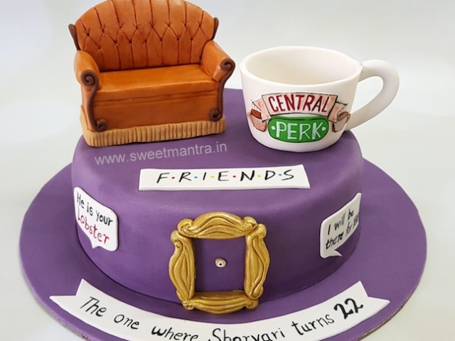 FRIENDS sofa cake