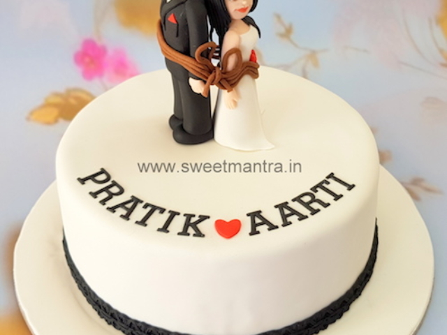 Game Over cake for Bride