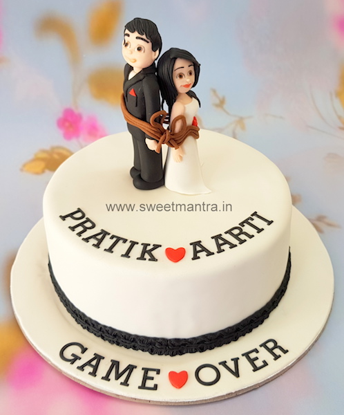 Game Over cake for Bride
