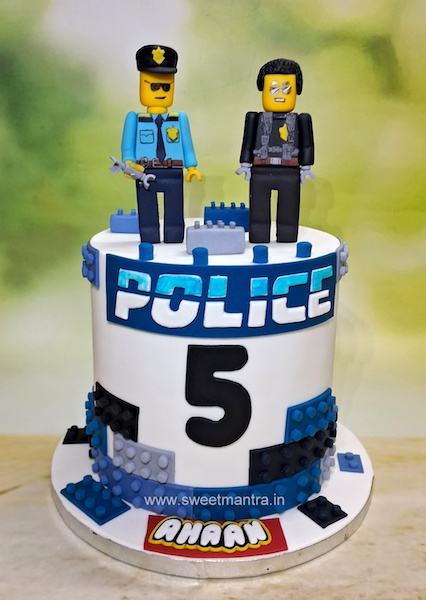Lego Police cake