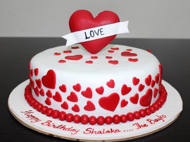 Love cake for wife