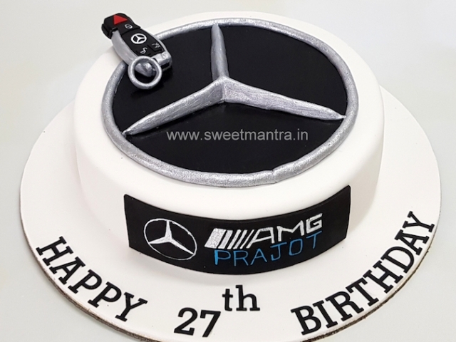 Mercedes logo cake