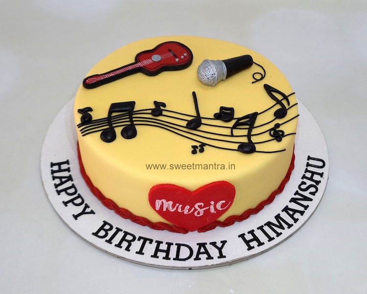 Music lover cake