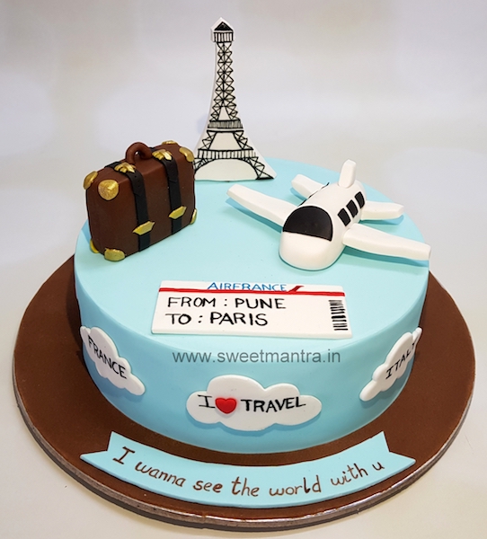 Paris travel cake