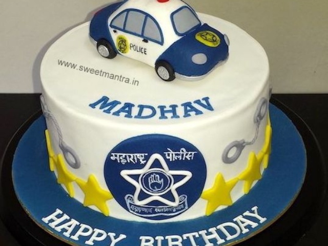 Police car cake