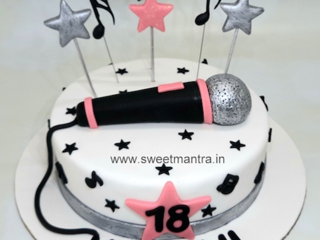 Singer theme cake