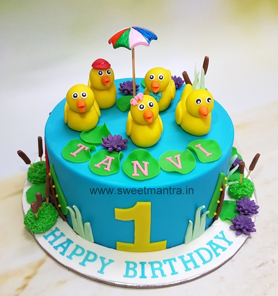 5 little ducks cake