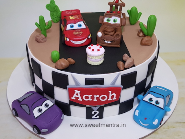 Cars theme cake