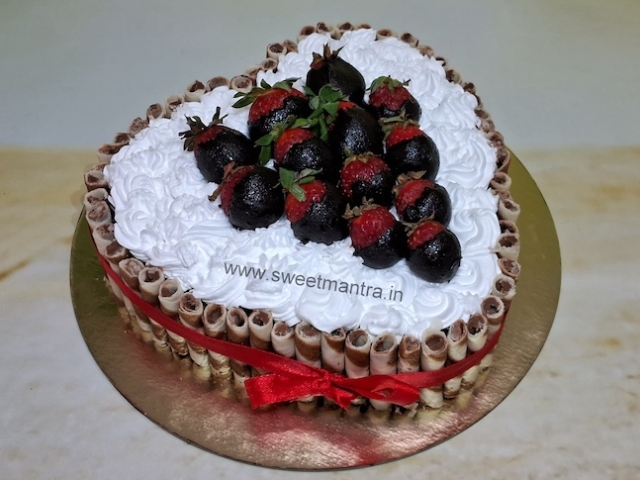 Chocolate Strawberry cream cake