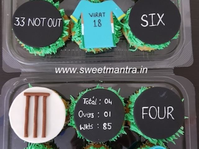 Cricket theme cupcakes