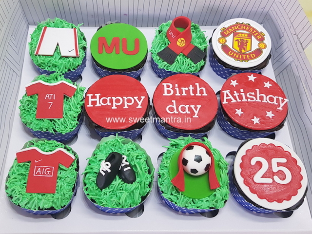 Manchester United cupcakes