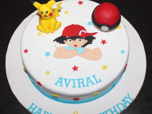 Pokemon theme cake