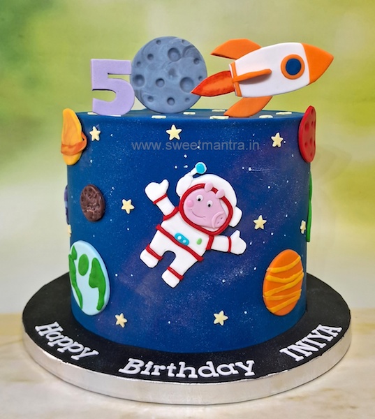 Space Rocket cake