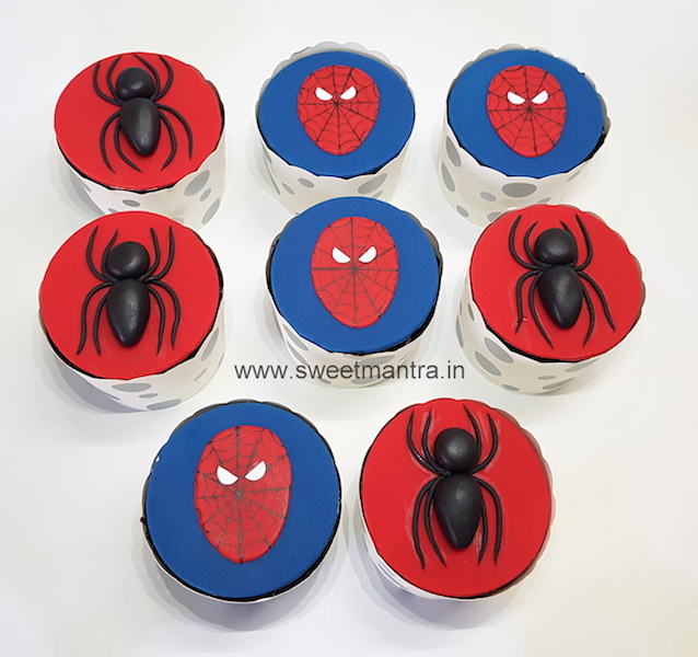 Spidey cupcakes