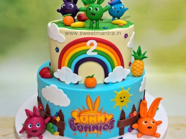 Sunny Bunnies 2 tier cake