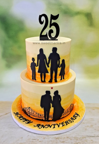 25th Marriage Anniversary cake with family